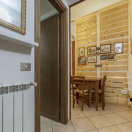 Vittorio Emmanuele & Colosseo Apartmán Řím