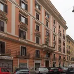 Vittorio Emmanuele & Colosseo Apartment Rome